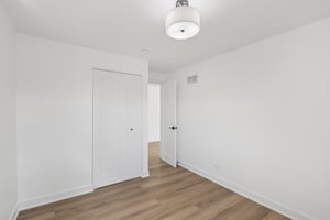 W Rascher Ave-S2803-031.jpg