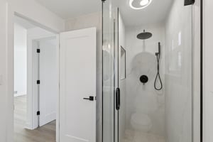 W Rascher Ave-S2803-033.jpg