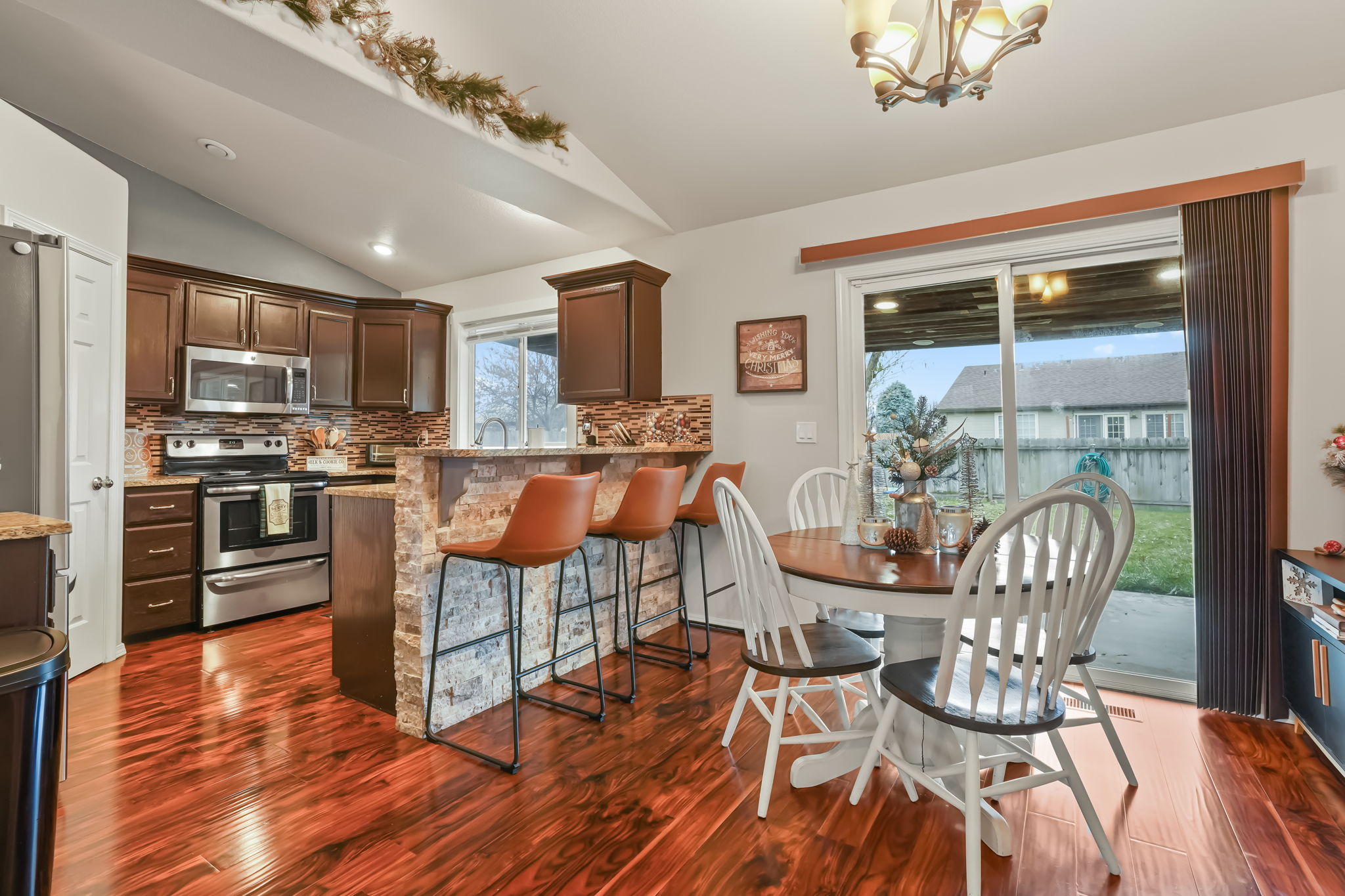 Dining Room/Kitchen