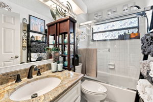 Bathroom2