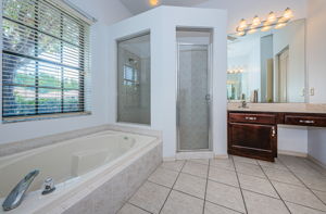 Master Bathroom1b-2