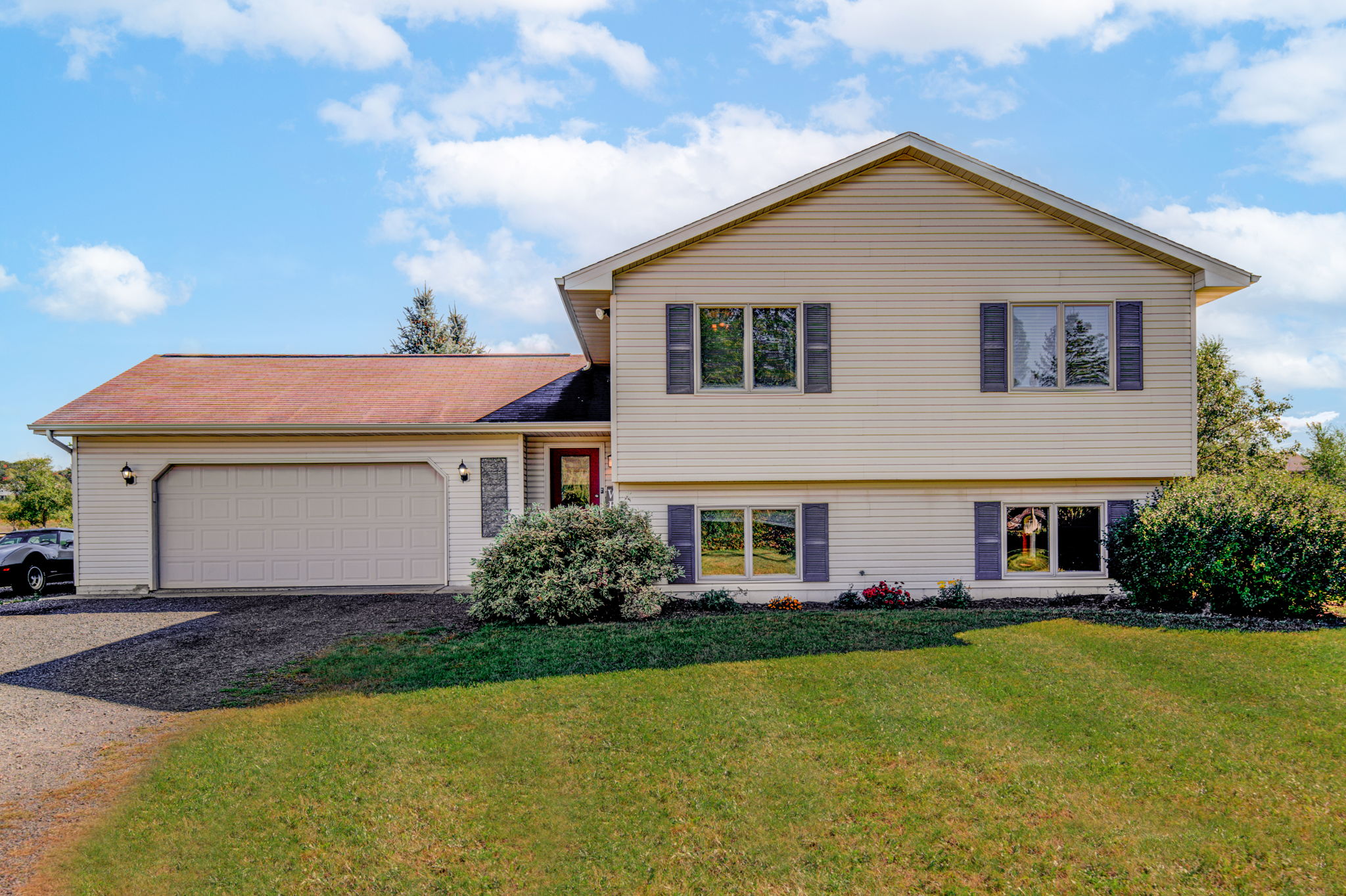 814 240th St, Osceola, WI 54020 ArchiPix