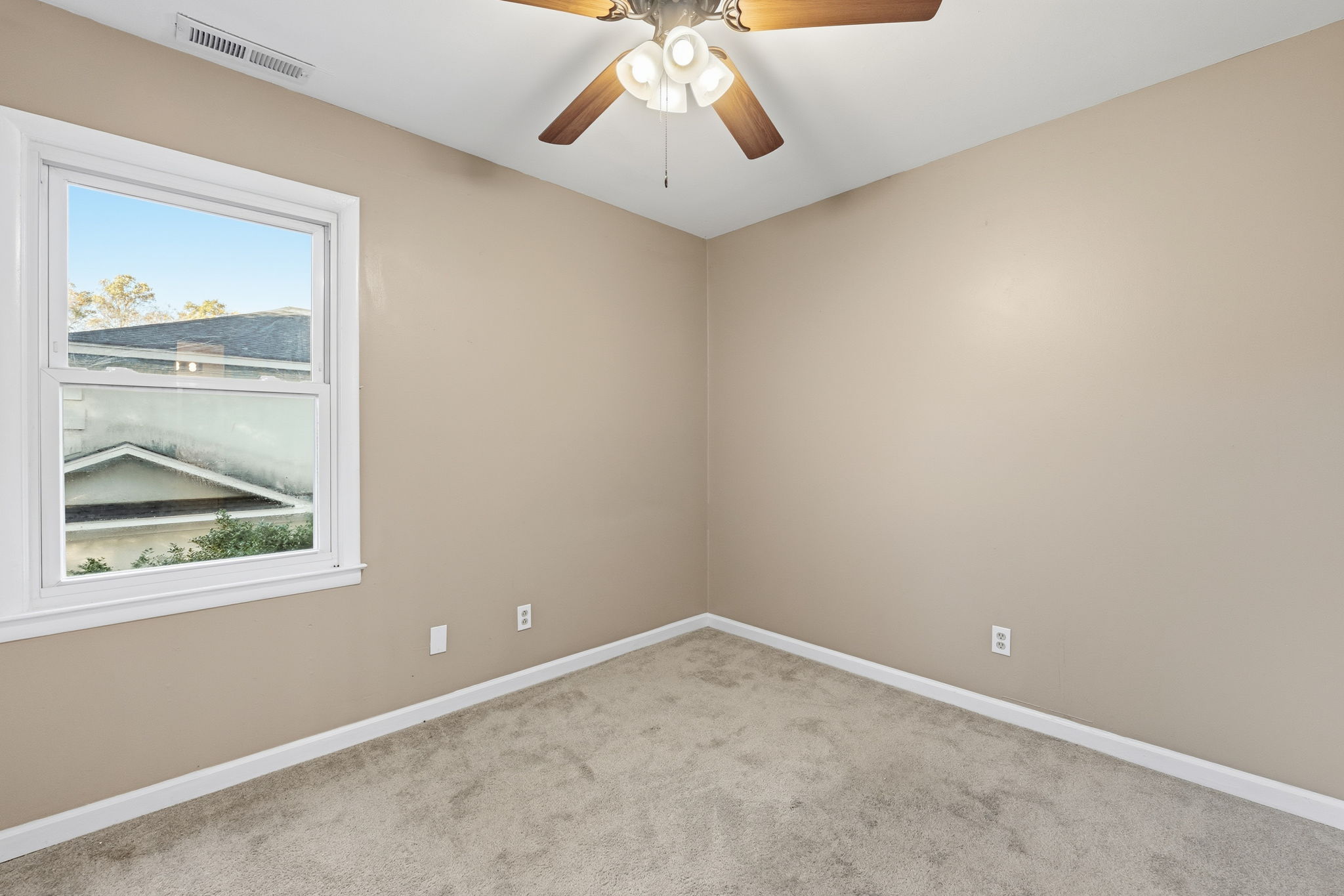 Bedroom 3 (Upper Level)