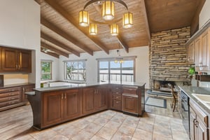 Highland Rd-S0105-019.jpg