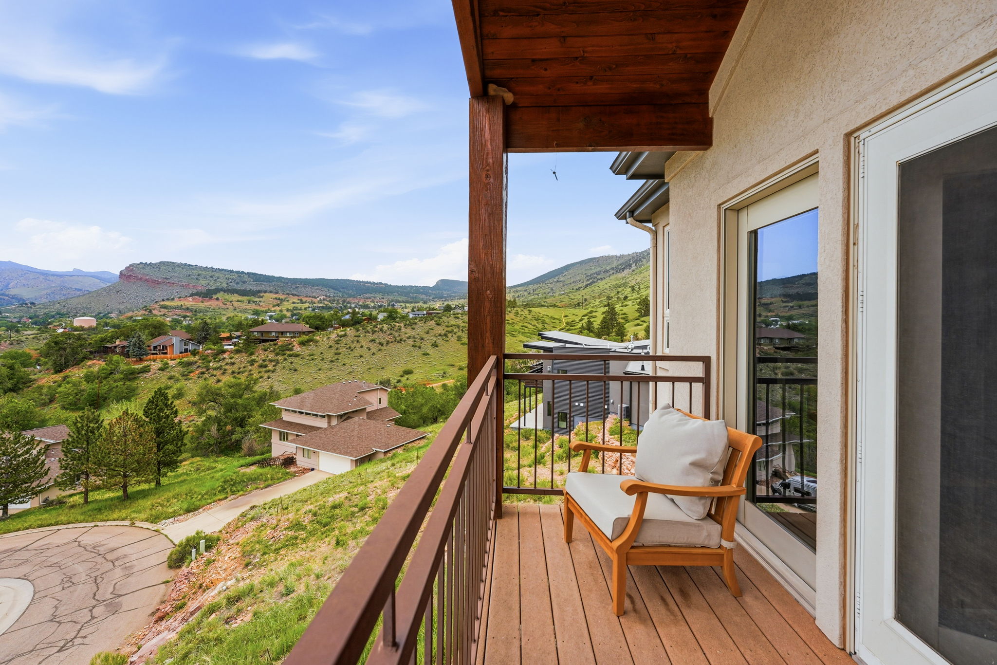  Photo 69