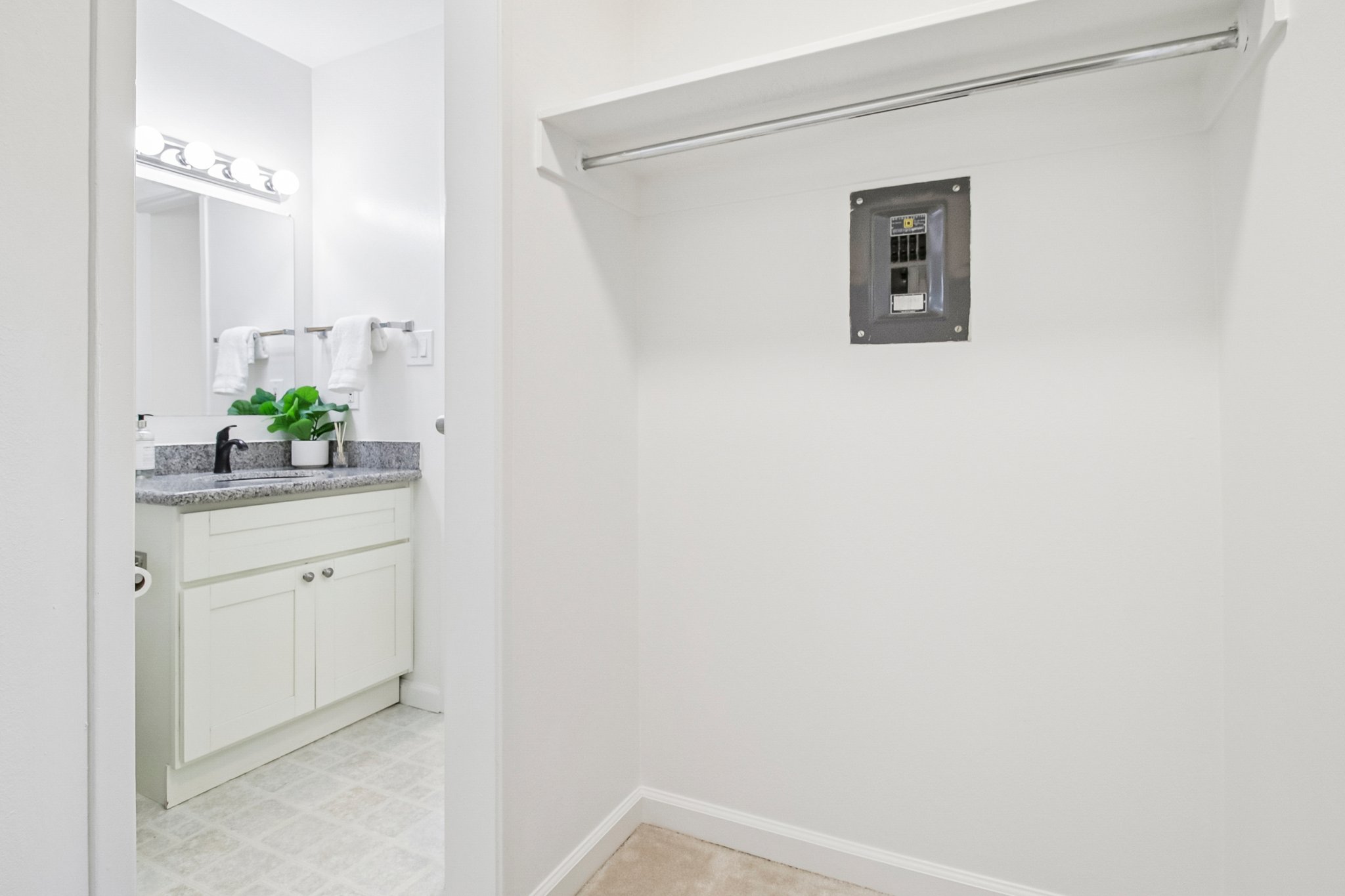 N Delaware St 504-S0707-018.jpg
