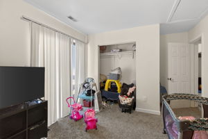 Upstairs Unit B Bedroom 1