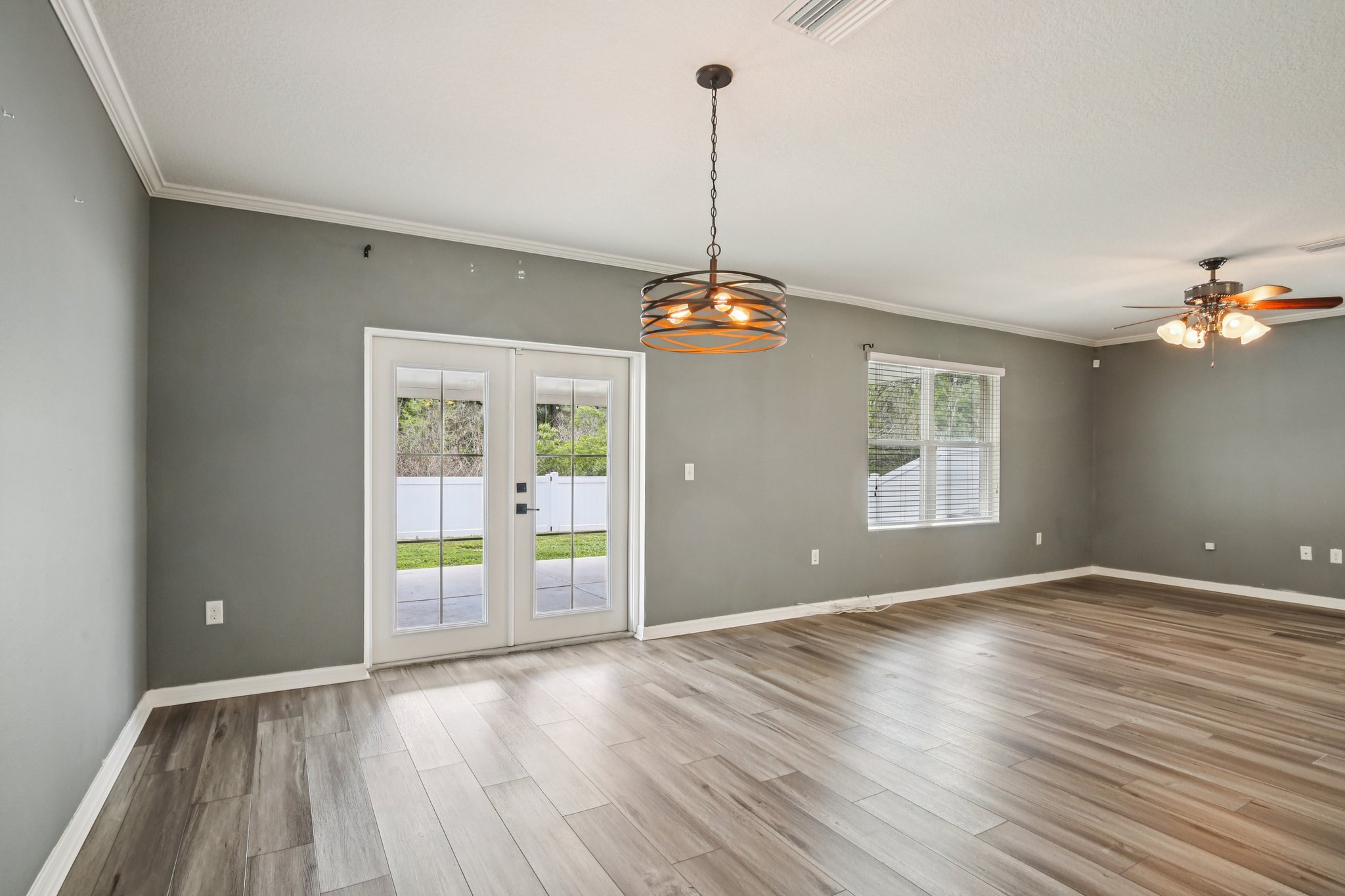 Wiltonway Dr-S1204-006.jpg