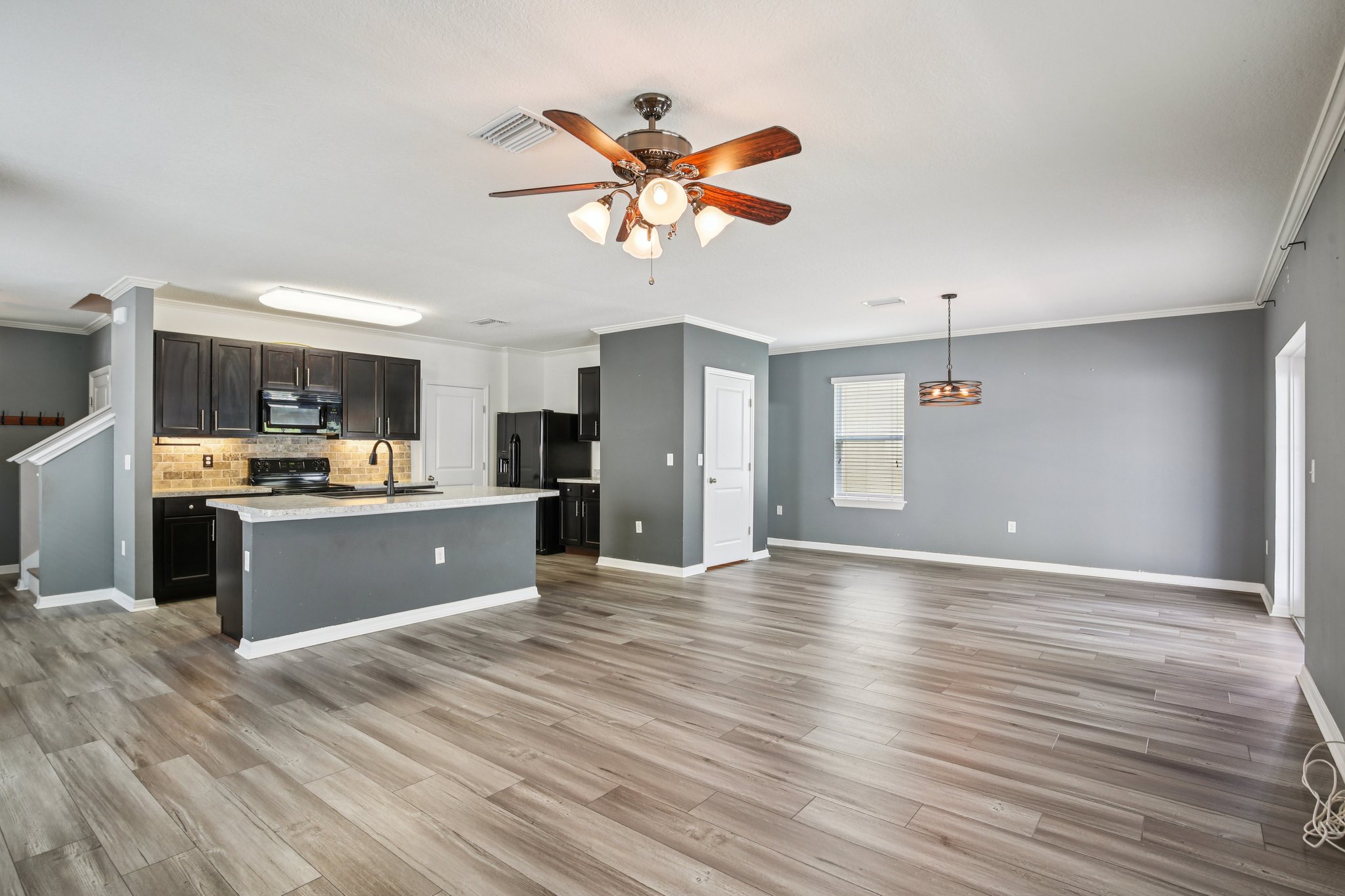 Wiltonway Dr-S1204-010.jpg