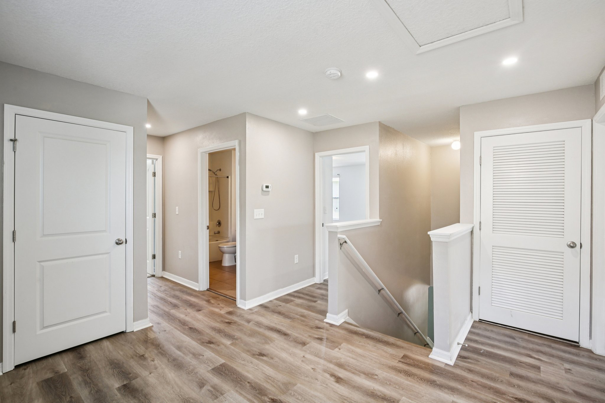 Wiltonway Dr-S1204-018.jpg