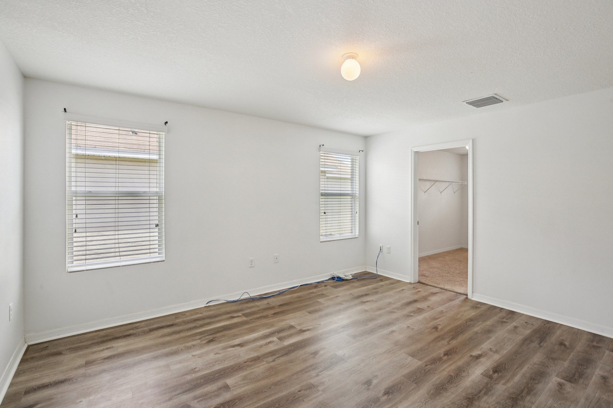 Wiltonway Dr-S1204-026.jpg