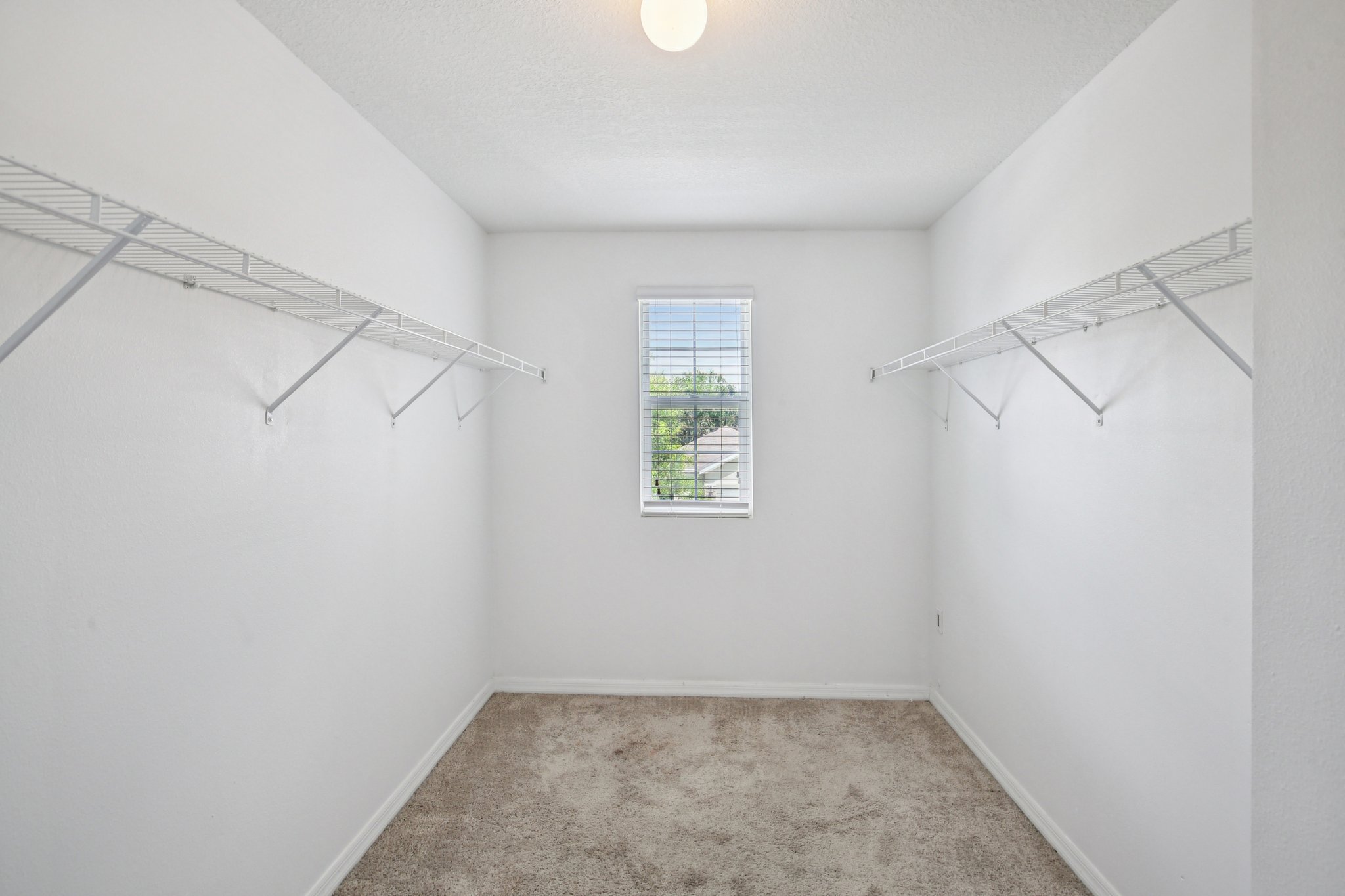 Wiltonway Dr-S1204-028.jpg