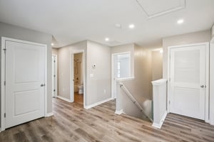 Wiltonway Dr-S1204-018.jpg