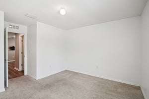 Wiltonway Dr-S1204-036.jpg