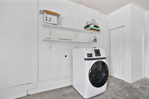  Photo 51