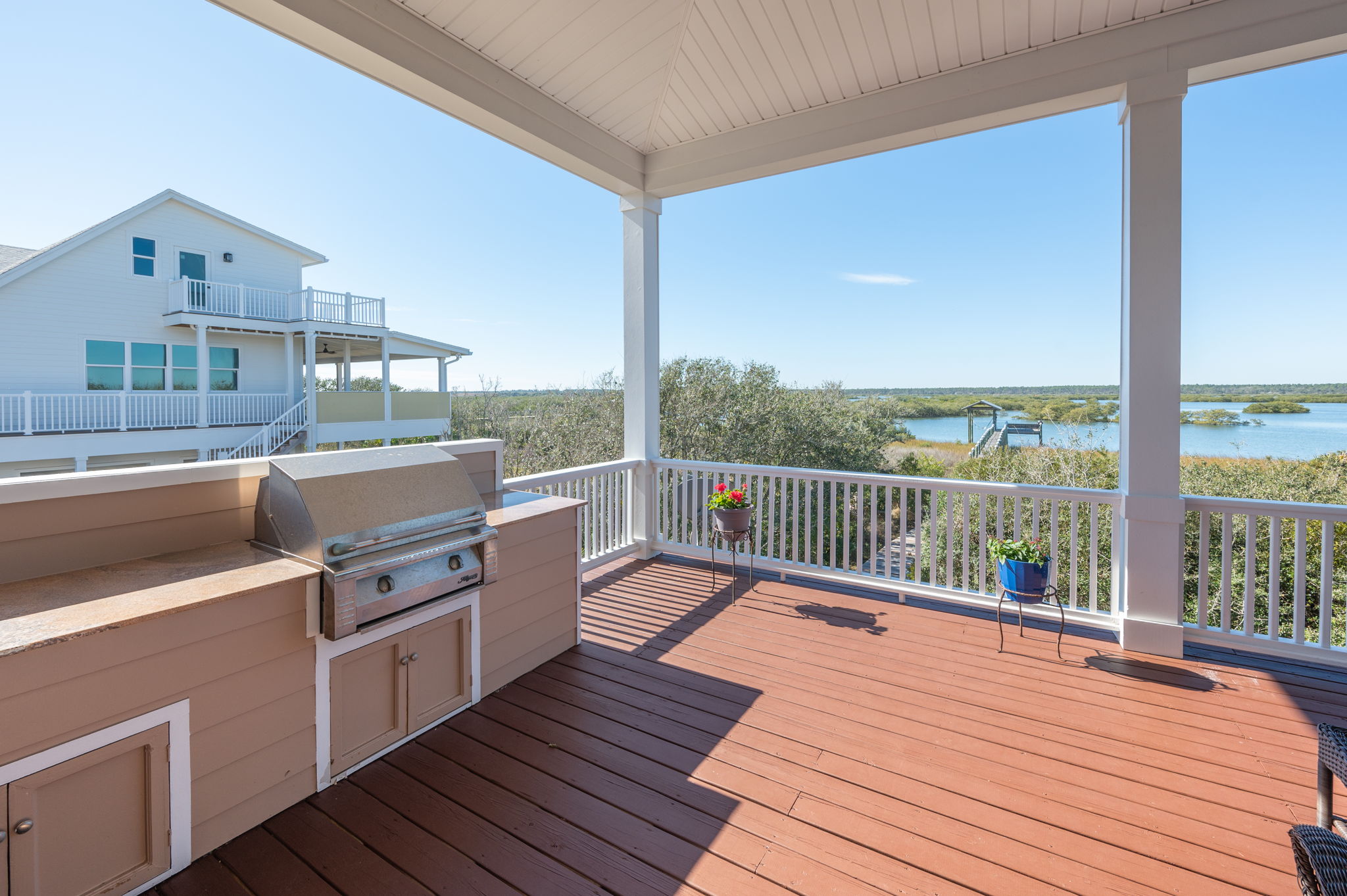 Outdoor Kitchen