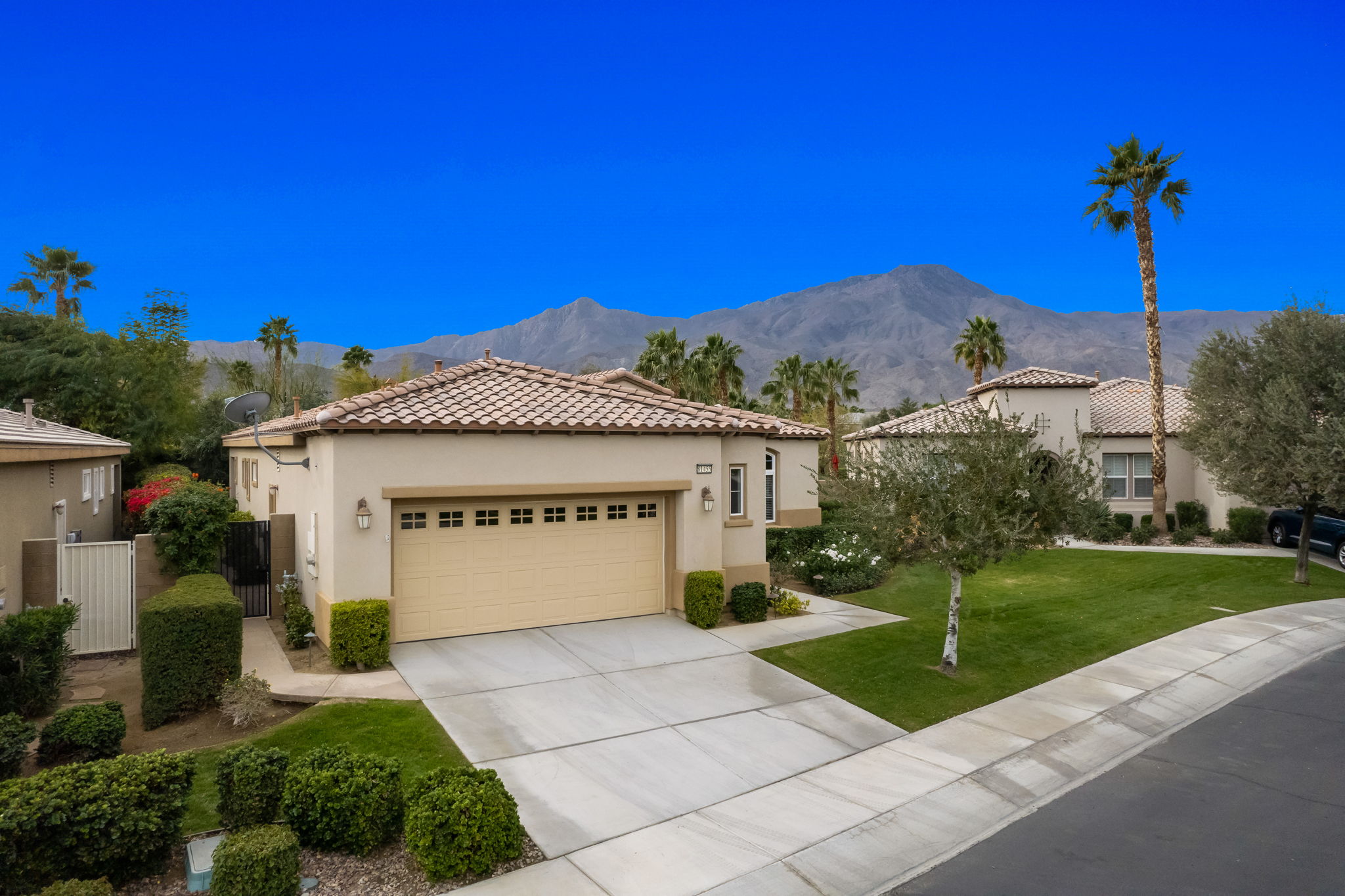 81455 Golden Poppy Way, La Quinta, CA 92253, USA Photo 2