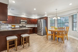 815Central_006