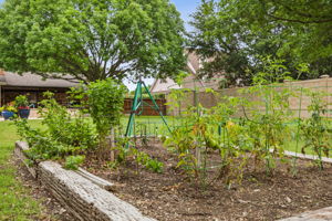 815Central_034