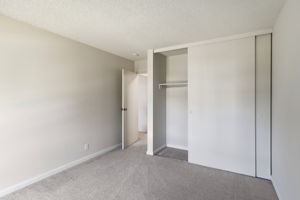 024_F8_815 N Humboldt St 302