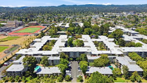 001_F8_AERIAL_815 N Humboldt St 302