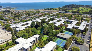 012_F8_AERIAL_815 N Humboldt St 302