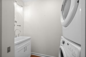  Photo 49