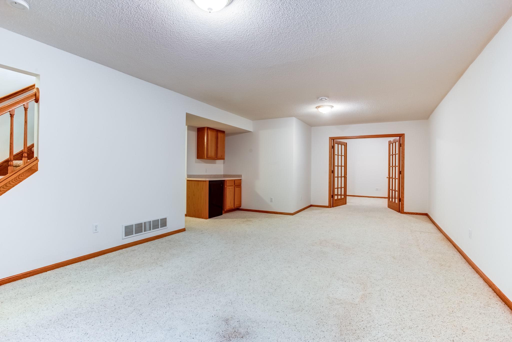  815 Trails End Rd, Eagan, MN 55123, US Photo 28