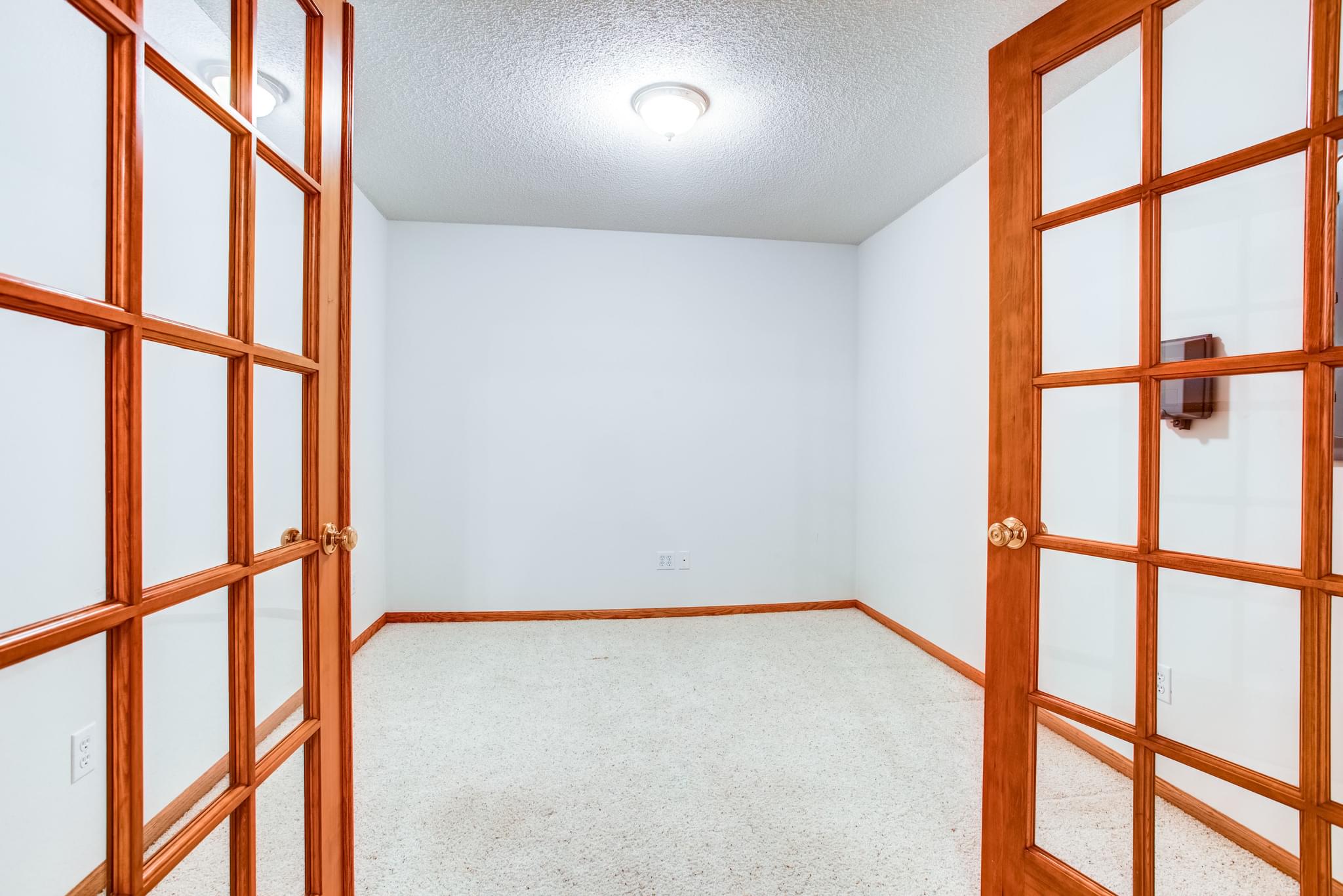  815 Trails End Rd, Eagan, MN 55123, US Photo 30
