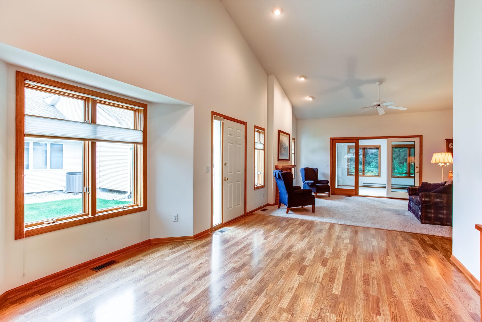  815 Trails End Rd, Eagan, MN 55123, US Photo 9