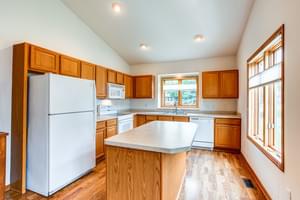  815 Trails End Rd, Eagan, MN 55123, US Photo 10