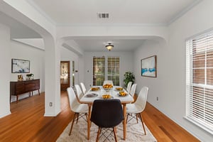 DSC04726 virtually staged.jpeg