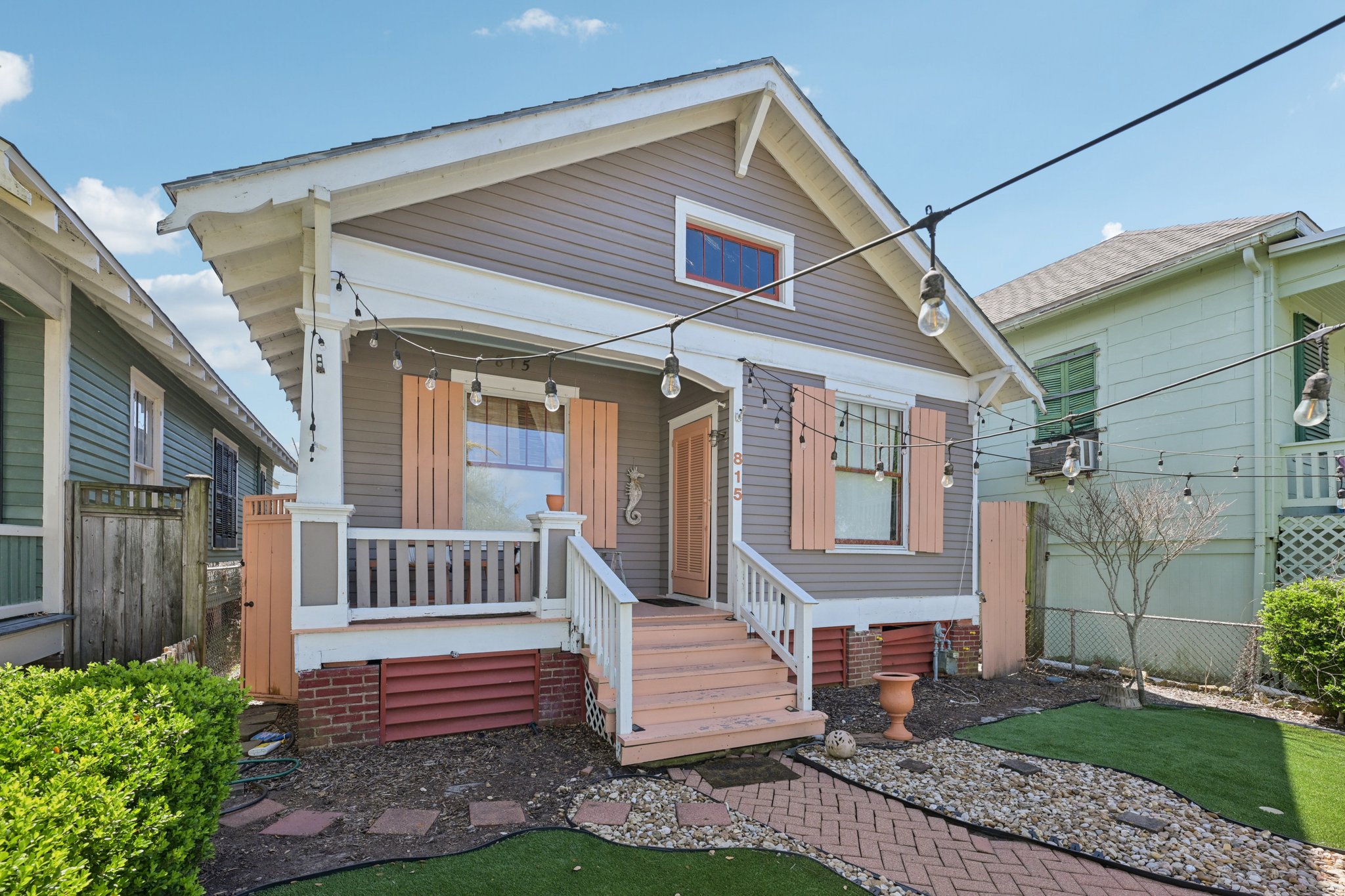 Winnie St-S2303-008.jpg