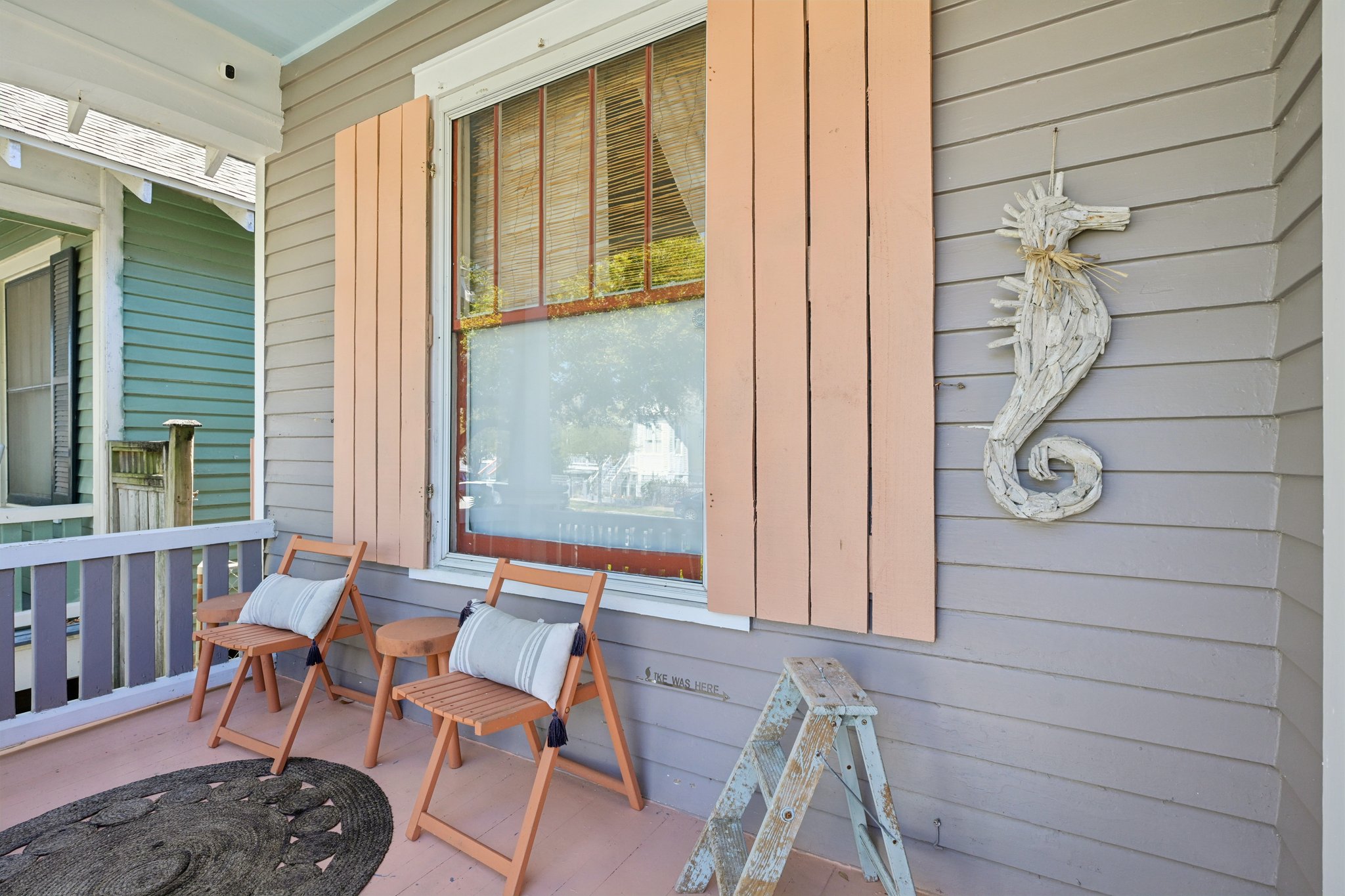 Winnie St-S2303-009.jpg