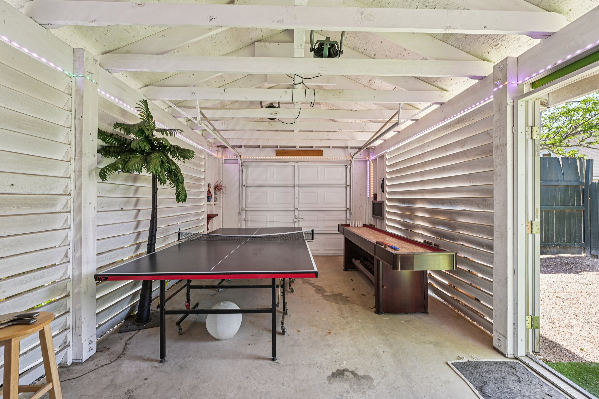 Winnie St-S2303-040.jpg