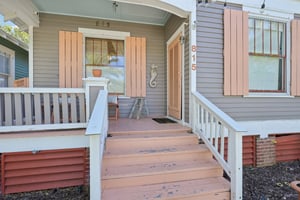 Winnie St-S2303-010.jpg