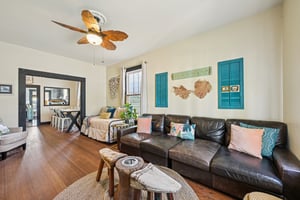 Winnie St-S2303-011.jpg