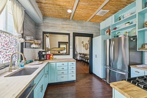 Winnie St-S2303-019.jpg