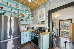 Winnie St-S2303-022.jpg