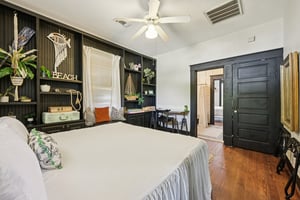 Winnie St-S2303-027.jpg