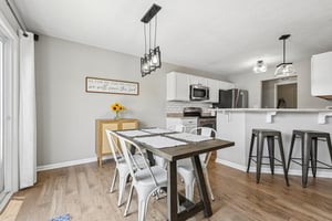 Stonelick Dr-S0407-015.jpg