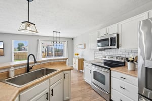 Stonelick Dr-S0407-021.jpg