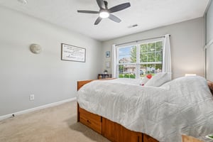 Stonelick Dr-S0407-029.jpg