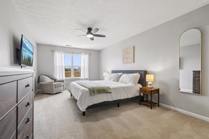 Stonelick Dr-S0407-037.jpg