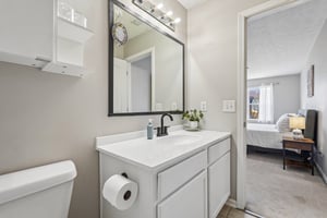 Stonelick Dr-S0407-041.jpg