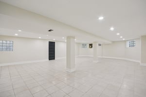 S Champlain Ave-S2410-035.jpg