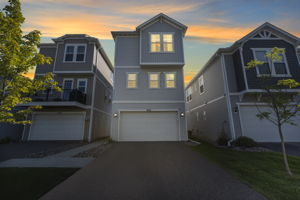  Photo 0