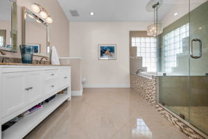 Master Bathroom1a