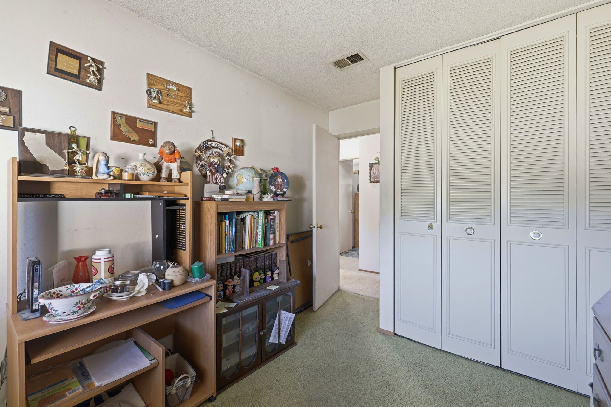 019_F8_8158 Chipwood Way