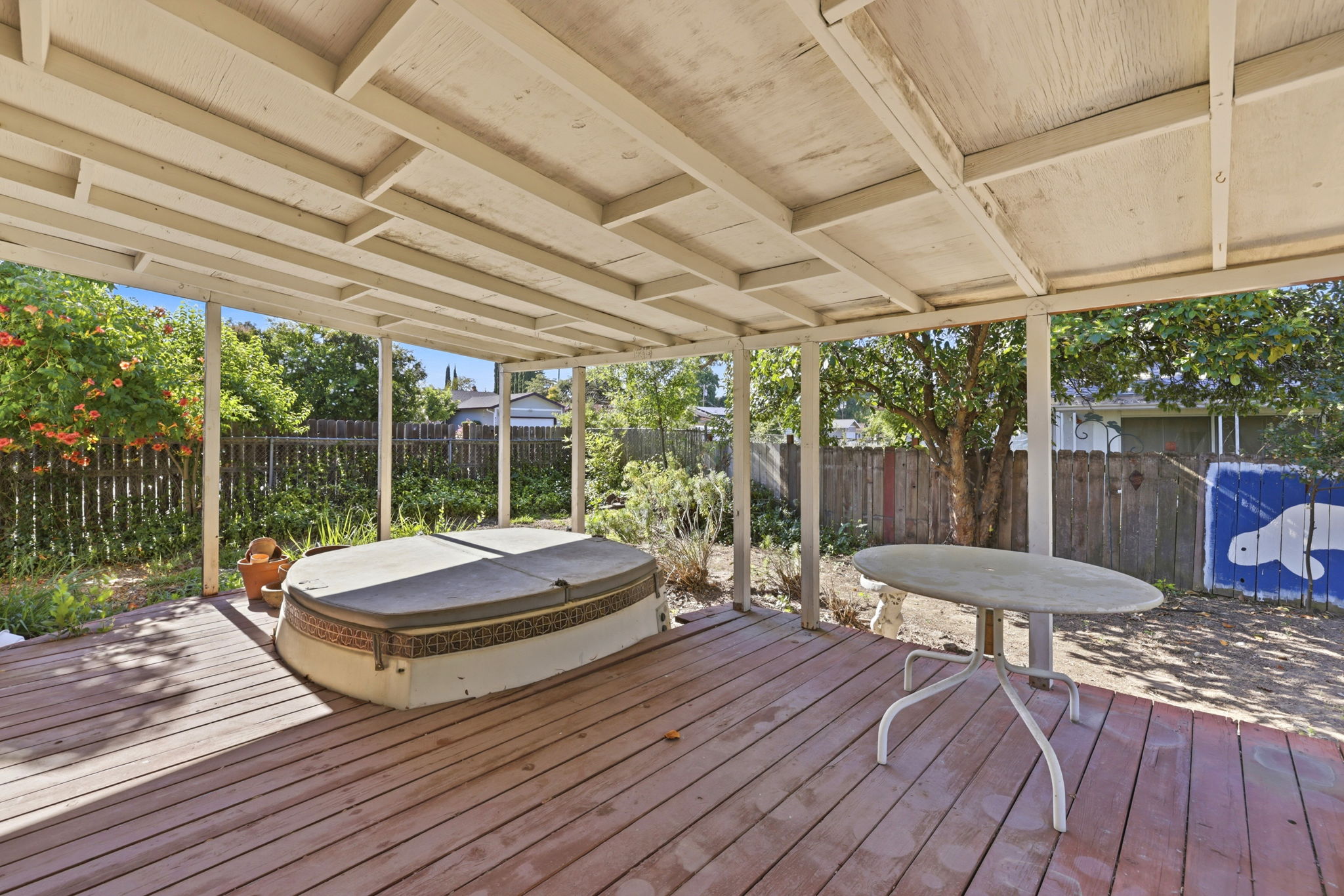 032_F8_8158 Chipwood Way